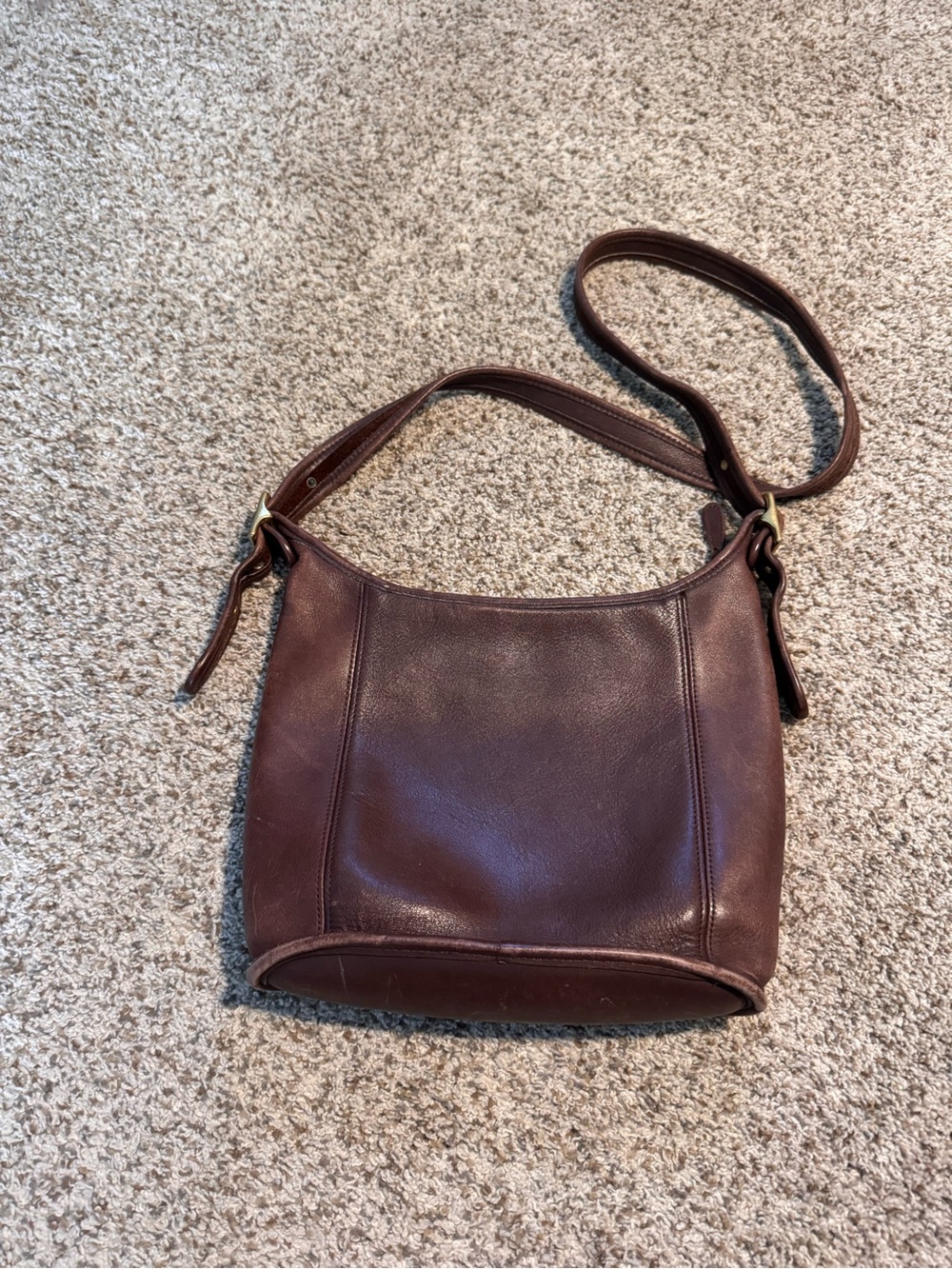 Vintage Coach 9816 Slim Duffle Dark Brown Leather Zip-Top Crossbody - Picture 2 of 10